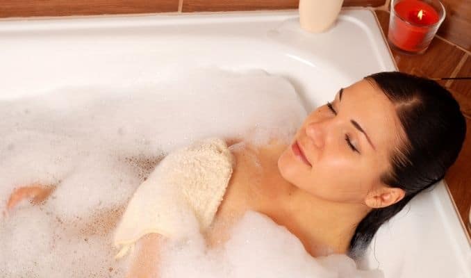 woman-relaxing-bath