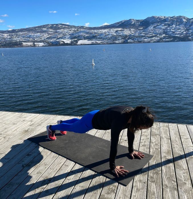 Forward Fold to High-Low Plank 4