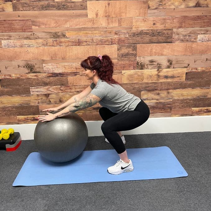 Squats with Stability Ball 2