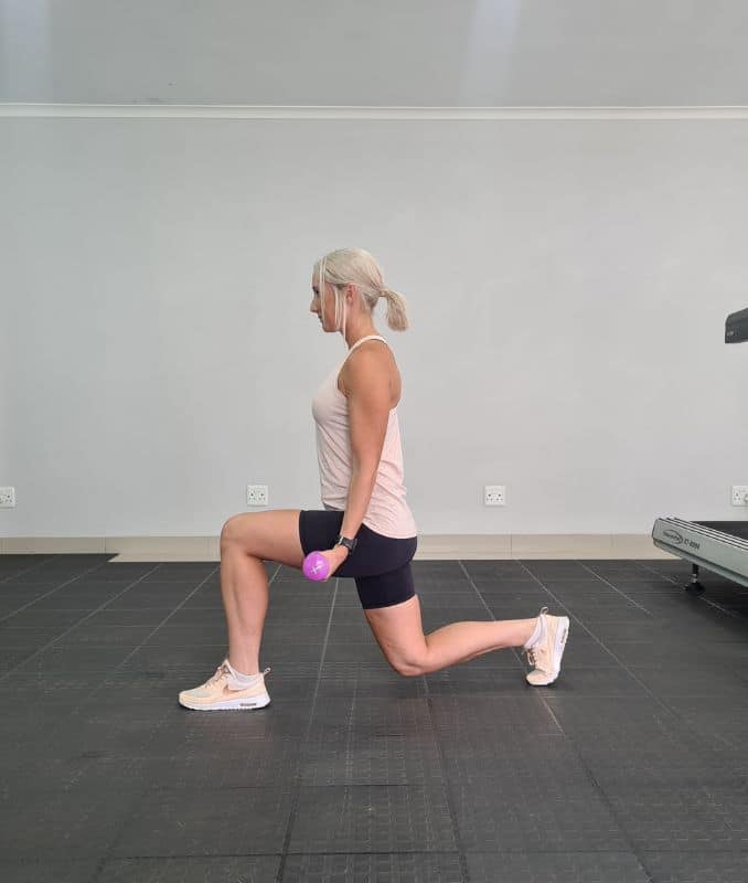 Split Squat with Bicep Curls Lateral view 1.jpg