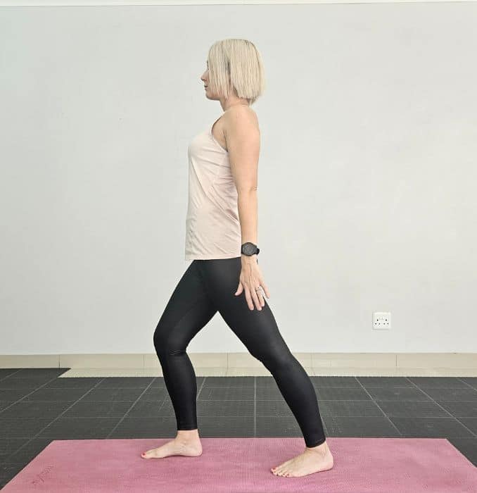 Standing Hip Flexor Stretch 2